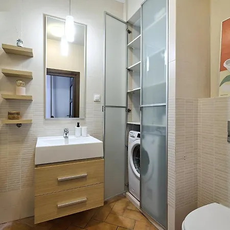 Chic Apartment-old Town-f50/2 Apartment *