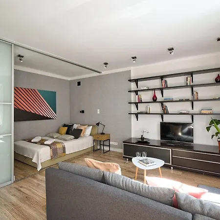 Chic Apartment-old Town-f50/2 Apartment
